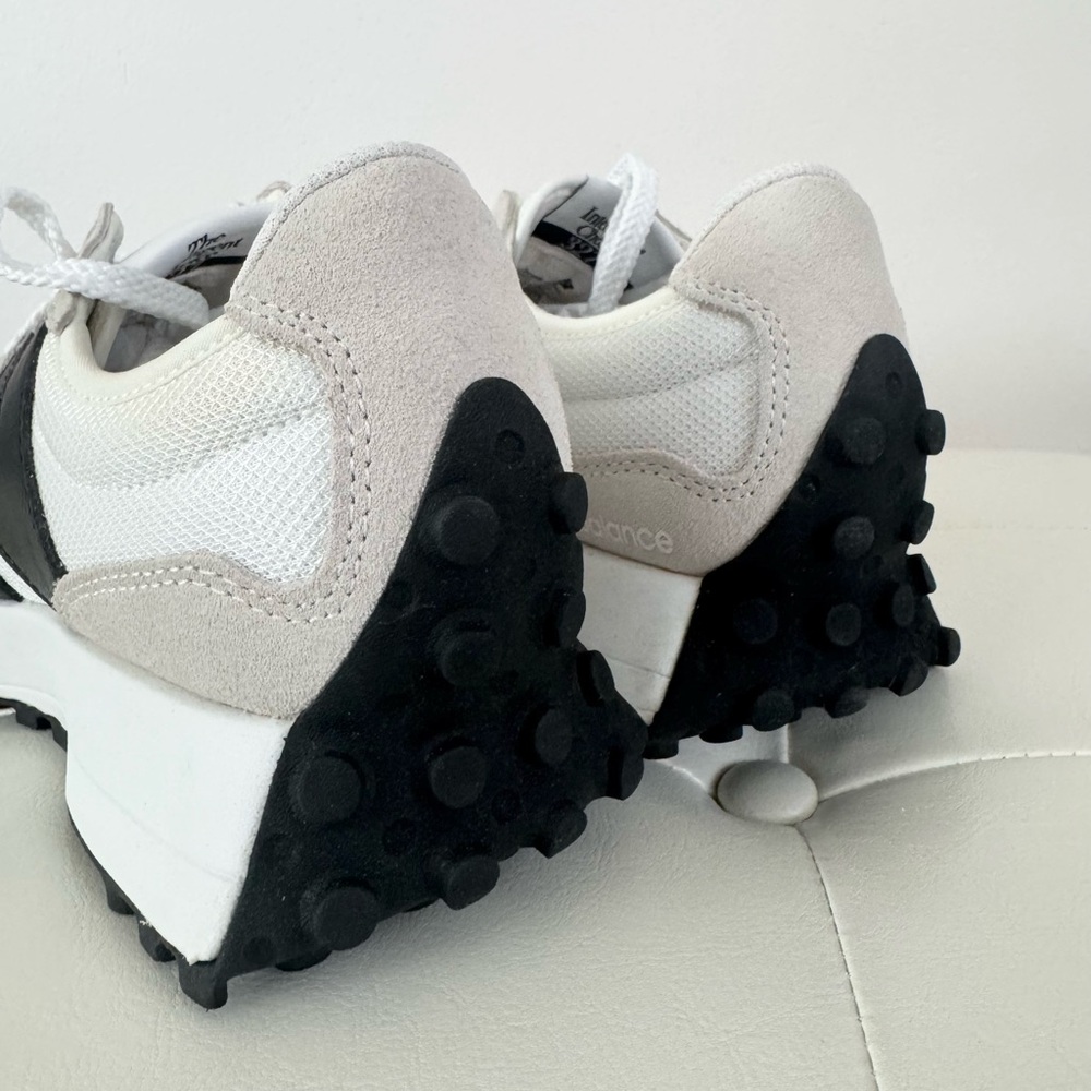 New Balance 327 White, Beige & Black Retro Runner Sneakers - Picture 6 of 11